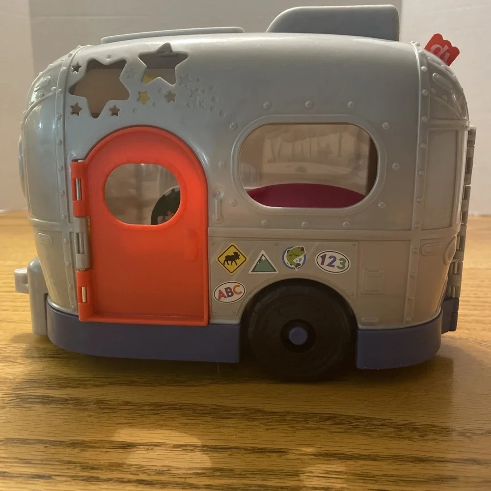 Fisher Price Little People Learning RV Camper TRAILER Songs Sound Lights Hammock